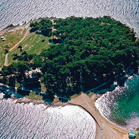 5 Bedroom Amazing In Holiday home Medulin